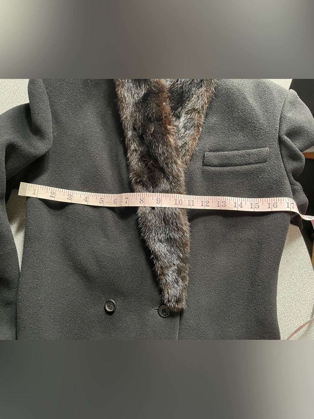 Vintage Hannah Black Wool Coat With Mink Collar - Picture 10 of 15